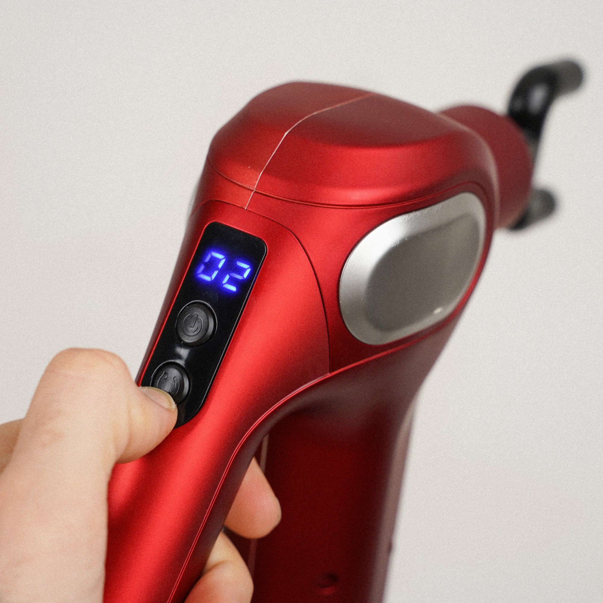 Pistol de masaj muscular terapeutic cu 8 capete și 12 niveluri de viteză