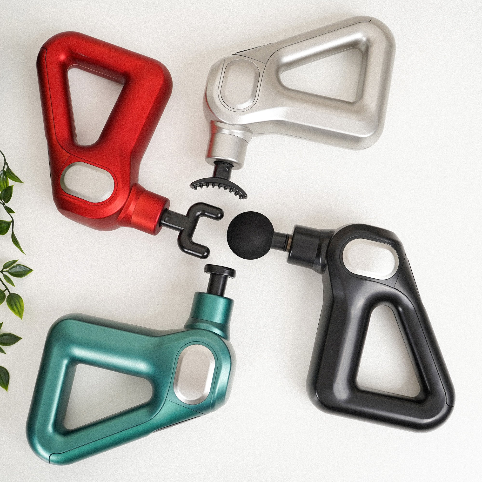 Pistol de masaj muscular terapeutic cu 8 capete și 12 niveluri de viteză