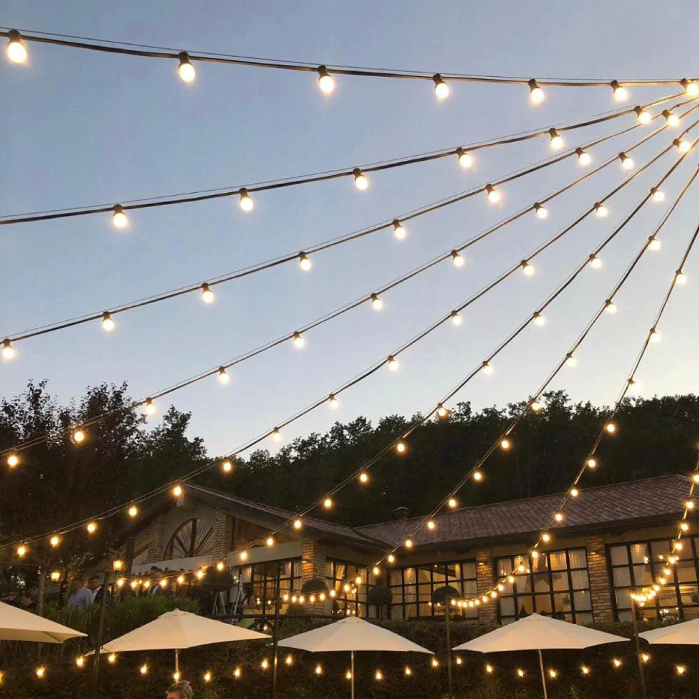 Outdoor illuminated chain with 10 E27 bulbs, 10 meters long